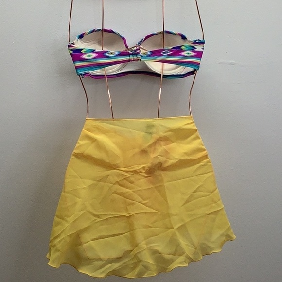 Hula Honey Size Medium Strapless Bikini Top & Zuliana Yellow Sarong. New - Picture 4 of 4